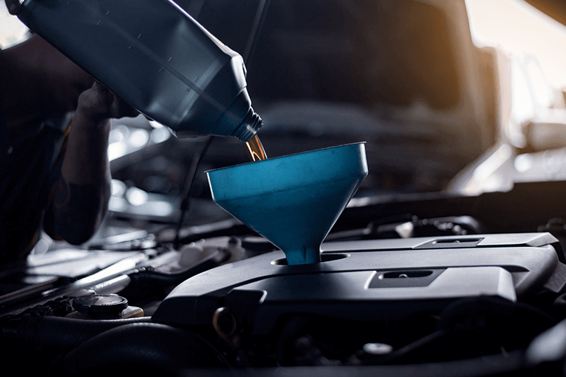 mechanic-lubricant-oil-motor-level-for-refueling-a-2025-04-02-16-55-59-utc